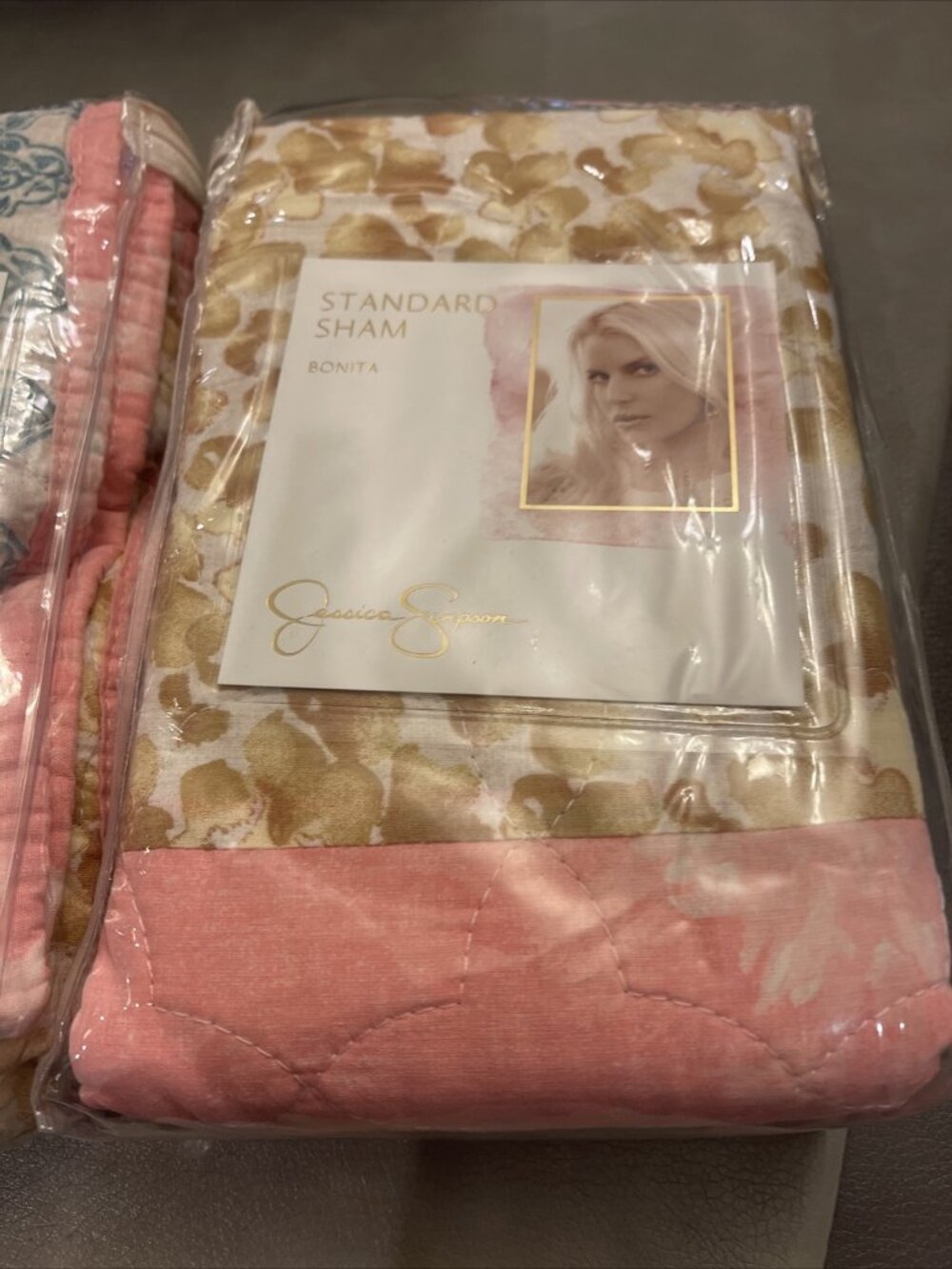 NEW Jessica Simpson 2 PC Set Bonita pattern standard sham Beige, Pink, Blue